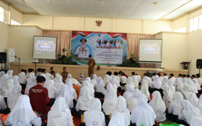 Sholawat Membangkitkan Semangat Peserta MPLS SMKN 2 Bondowoso di Hari Kedua Bersama Kasi SMK Cabang Dinas Wilayah Kabupaten Bondowoso