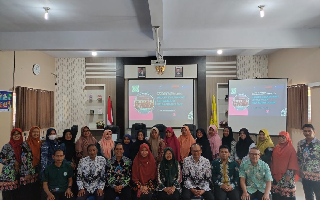 SMKN 2 BONDOWOSO BERBAGI PRAKTIK BAIK IMPLEMENTASI KURIKULUM MERDEKA KEPADA GURU PROJEK IPAS SMK NEGERI & SWASTA SE KAB. BONDOWOSO